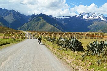Machu Picchu and Man, Road to Maras